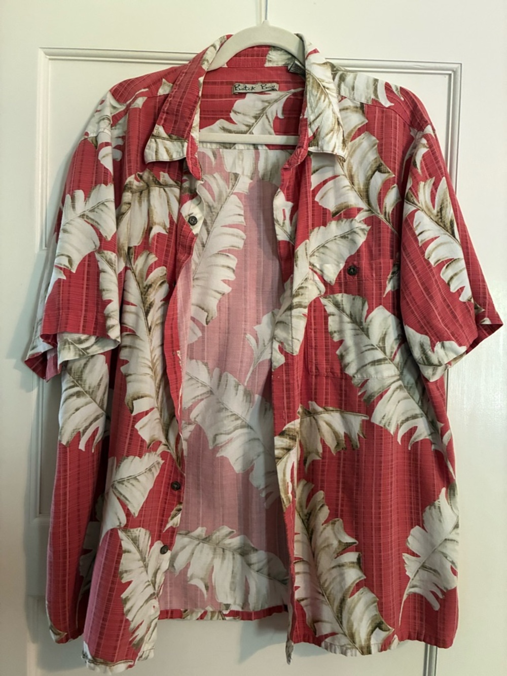 Park Lane Coral Red Tropical Leaf Short Sleeve Button-Down Shirt